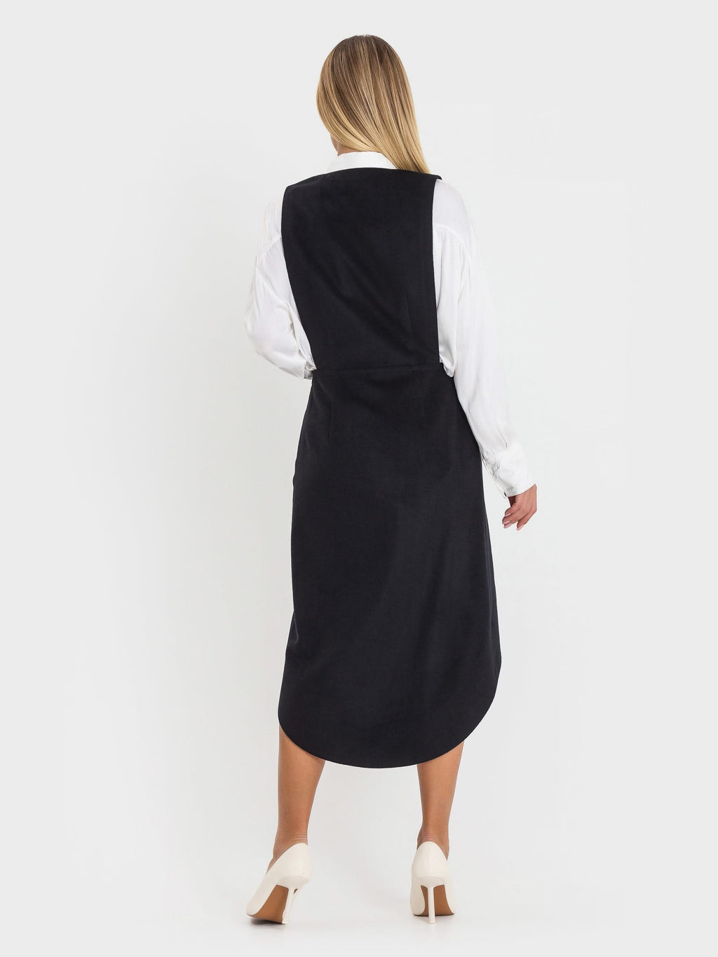 Pinafore dress