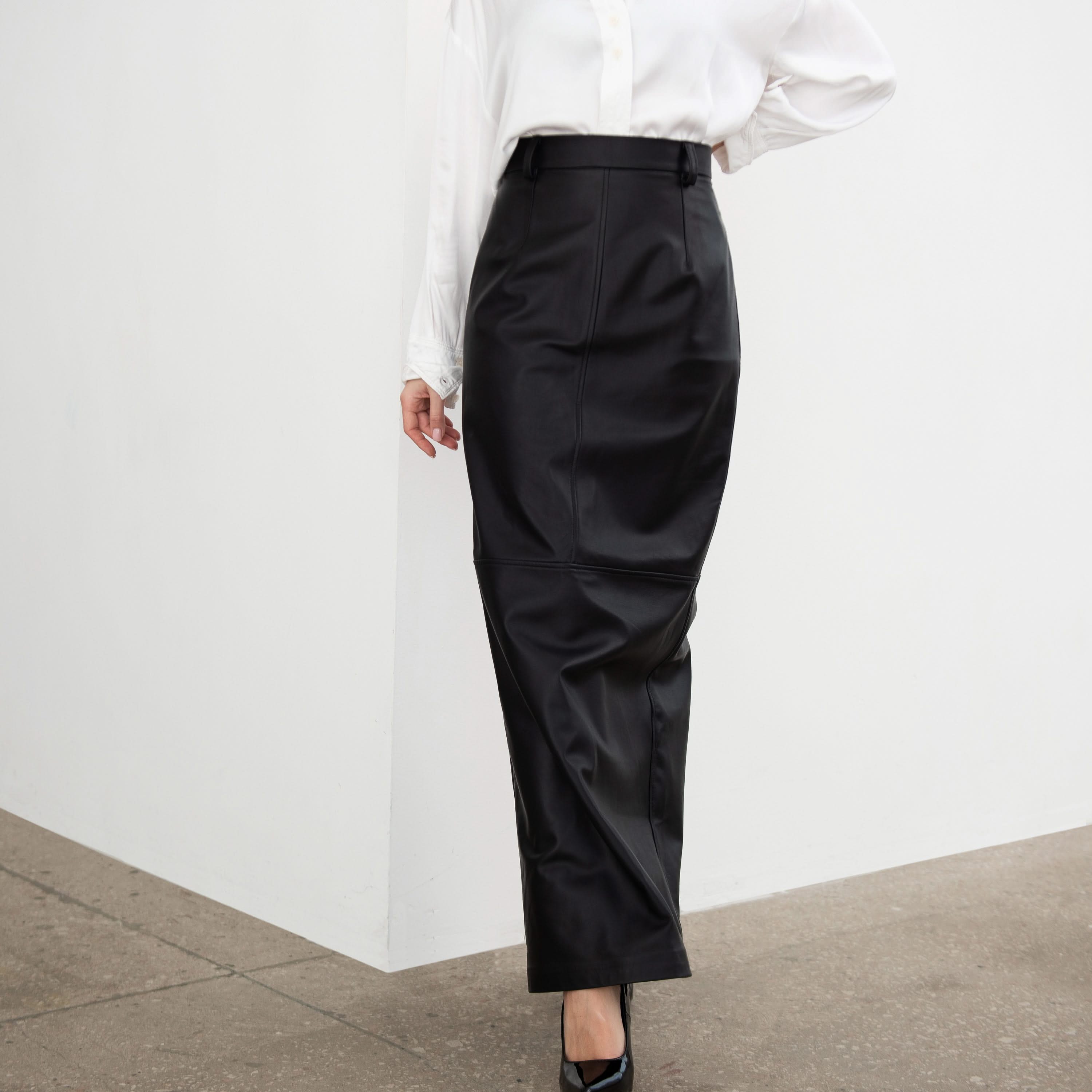 Maxi leather skirt