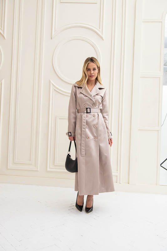 Classic trench coat. Composition: cotton and viscose.