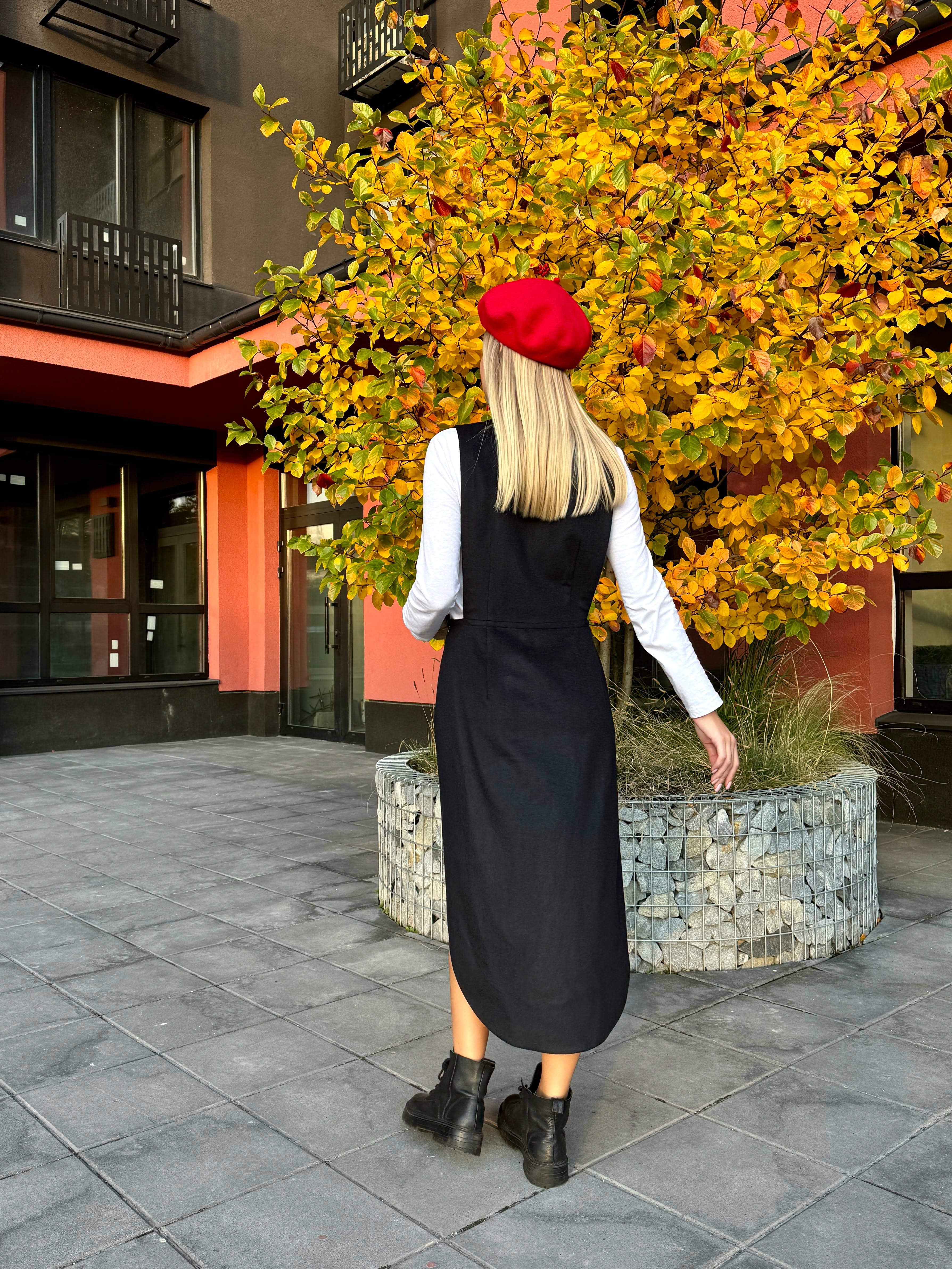 Pinafore dress