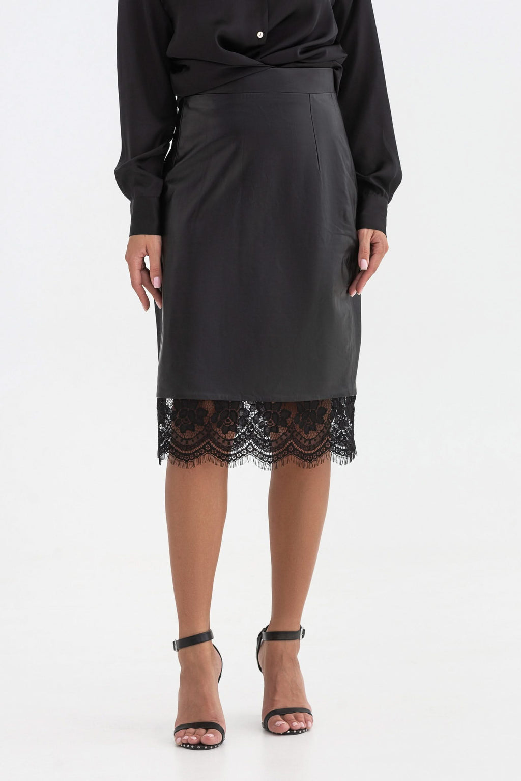 Lace pencil skirt