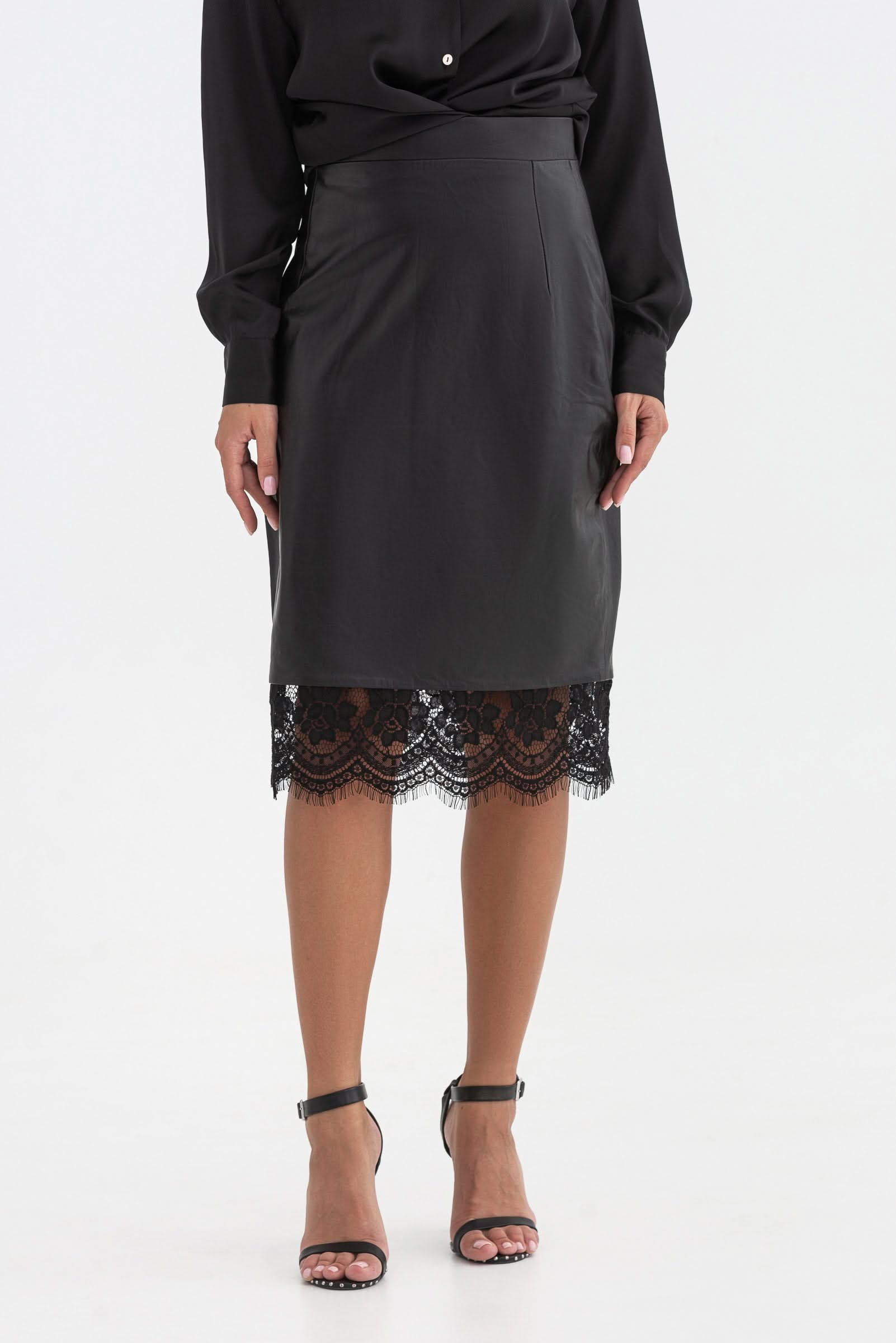 Lace pencil skirt