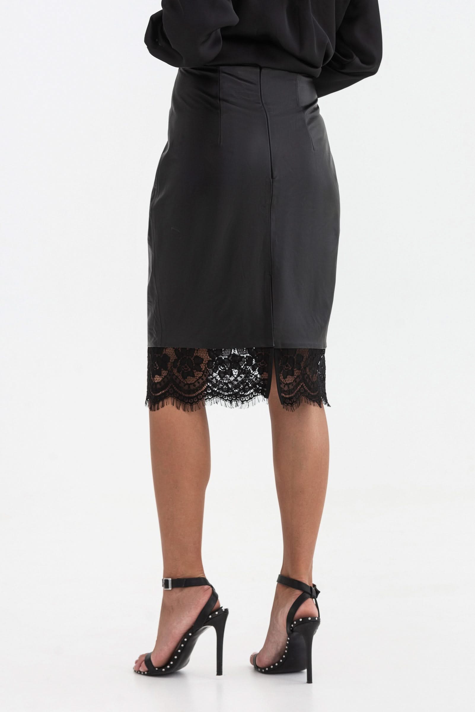 Lace pencil skirt