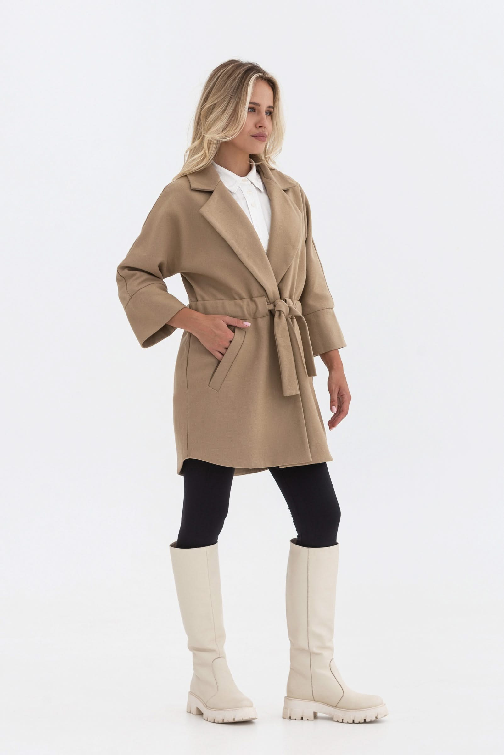 Short coat, belted